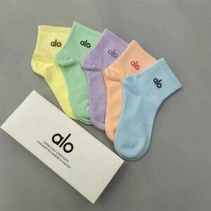 Alo Yoga Socks 5 Pack